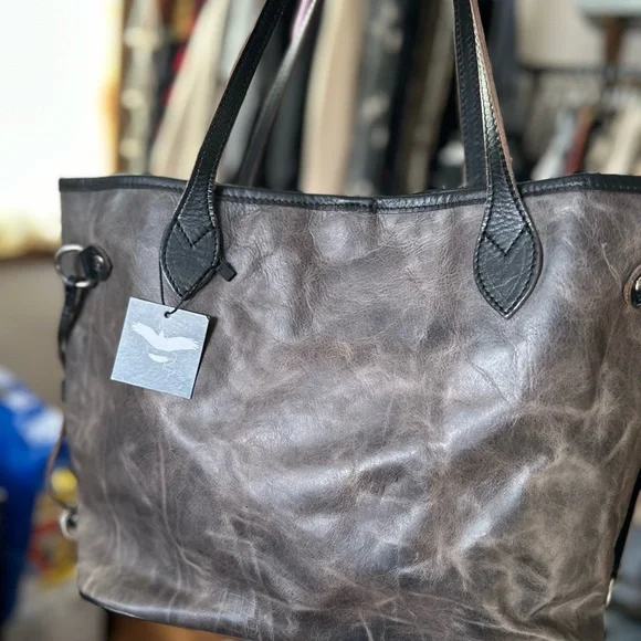 Freebird Mara bag- brand new with tags in Stone - Picture 4 of 6